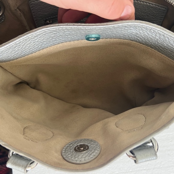 Celine Dion silver pebbled leather “Adagio” purse satchel cross body strap - Picture 12 of 16